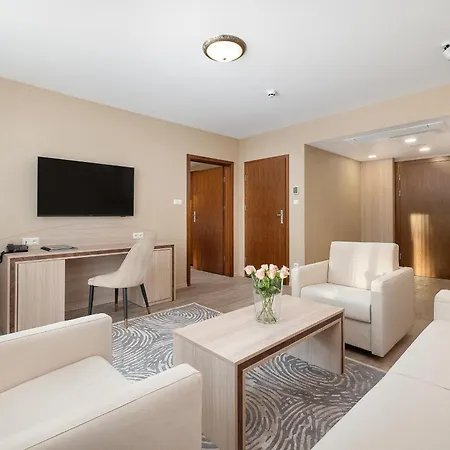 Juvena Wellness & (adults Only)